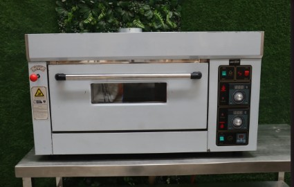 Why Every Bakery Needs a Deck Electric Oven