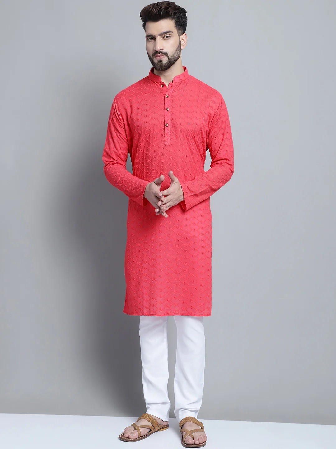 The Versatility of Kurta Pajama for Men: A Blend of Tradition and Style