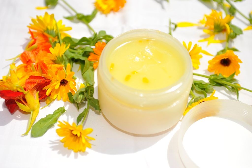 Natural Skincare Secrets: How to Soothe and Nourish Your Skin