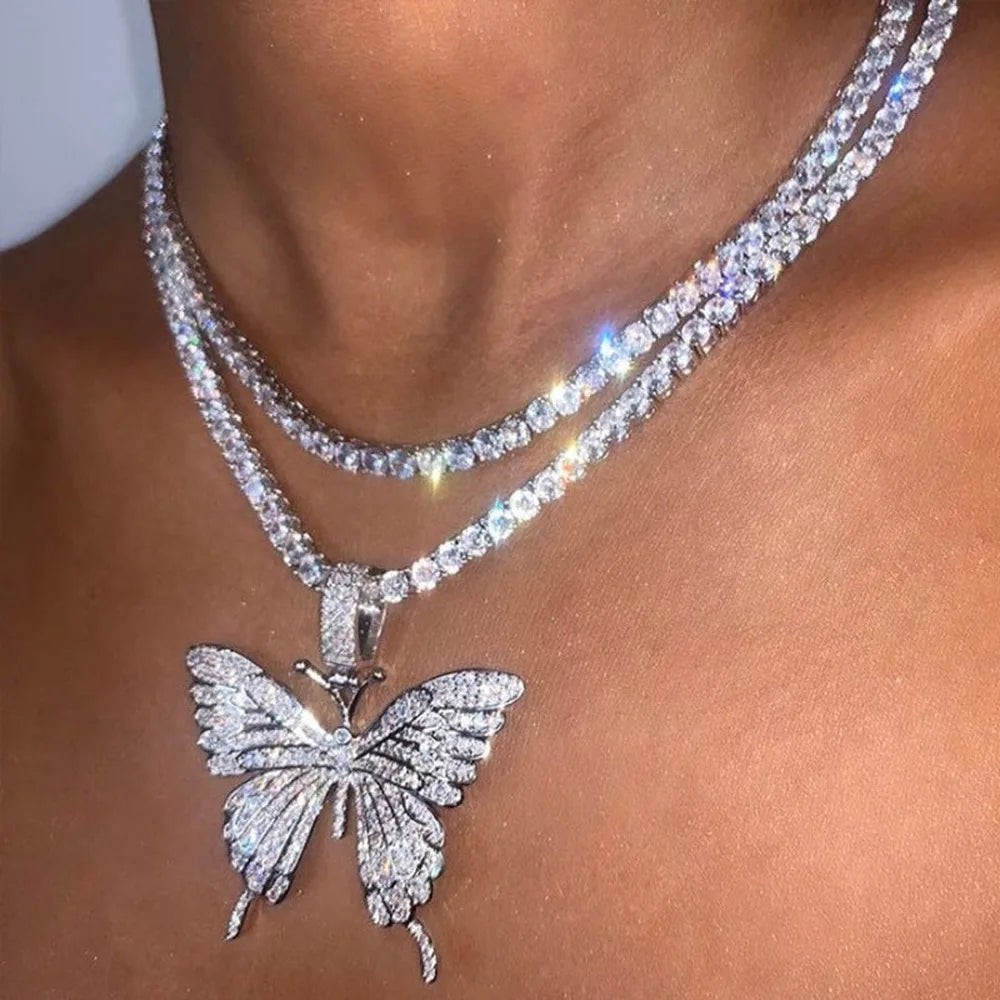 Elevate Your Look with Women Necklaces: Featuring Stainless Steel Cross Necklaces