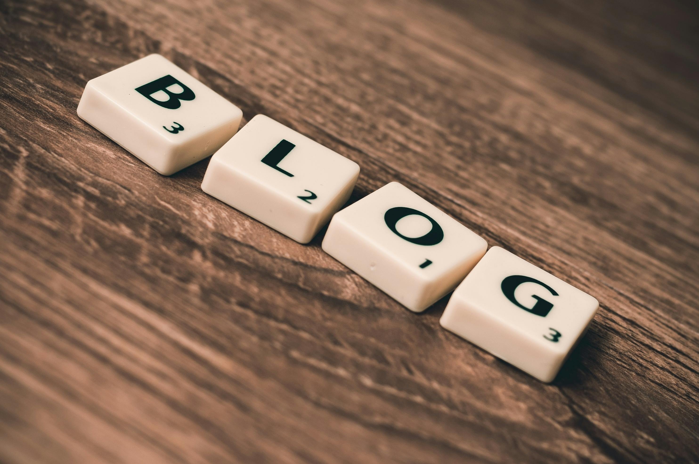 Custom PHP vs WordPress Themes: Which Offers More Design Flexibility?