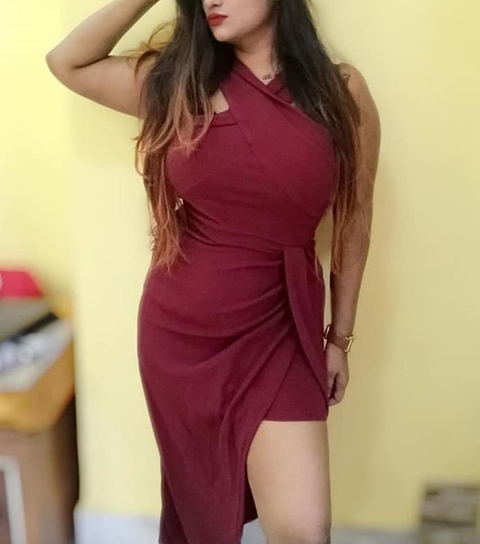 Call Girls in Kalkaji +918448224330 Delhi