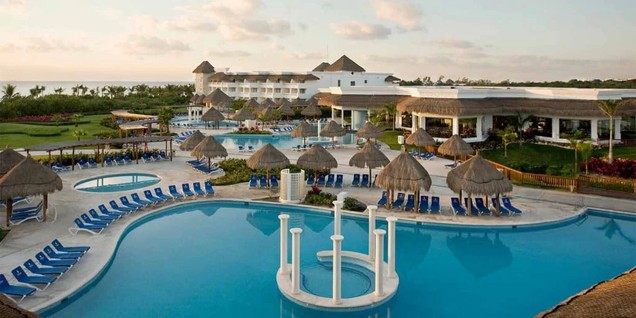 Best Destination Weddings in Mexico: Top Resorts for Budget-Conscious Couples