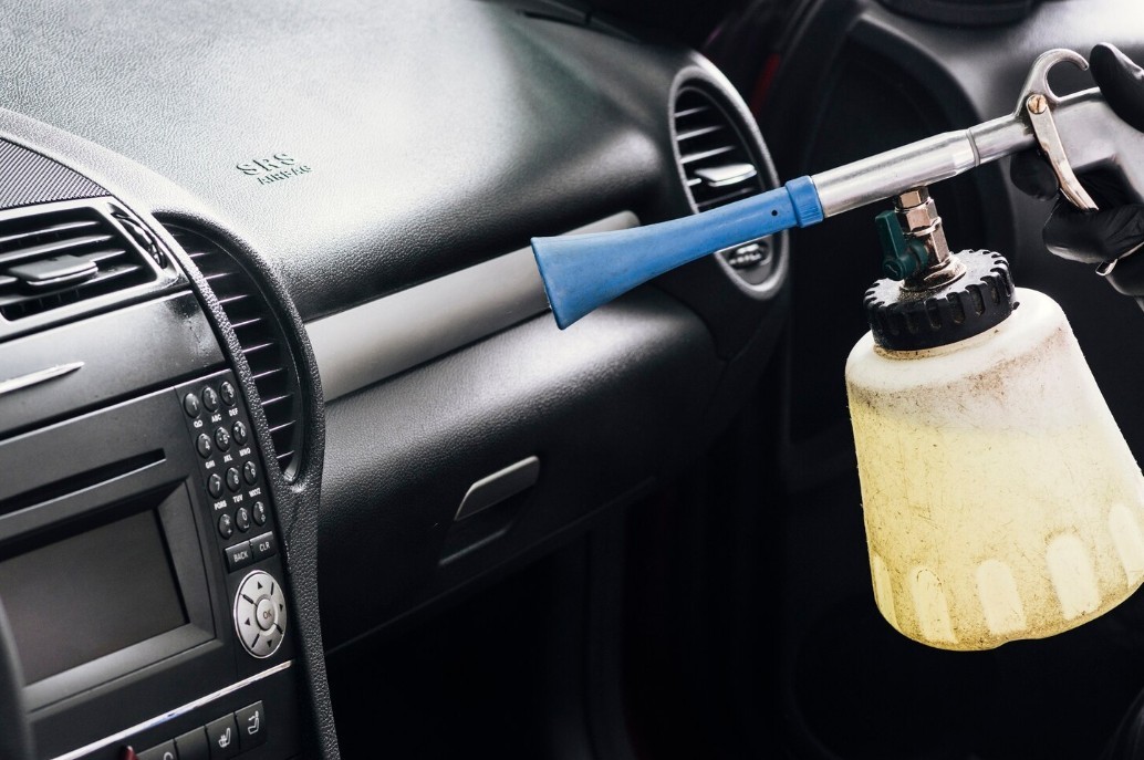 Complete Care for Your Vehicle: The Essential Guide to Interior and Exterior Car Wash with the Right Interior Cleaning K