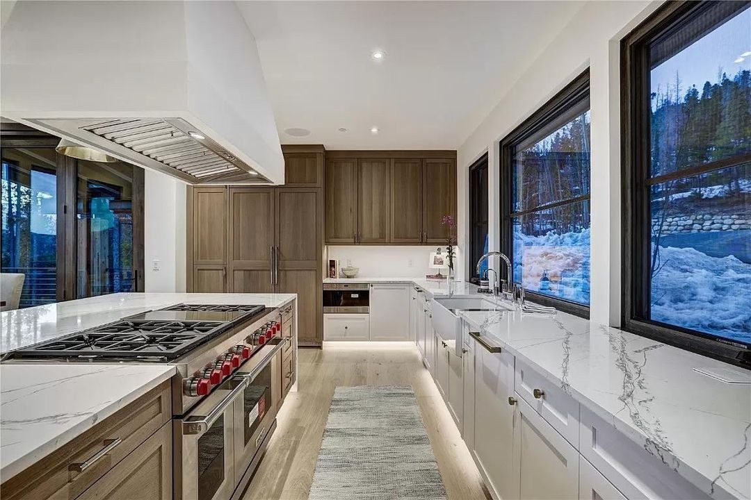 Discover the Best Countertop Fabricator in Parker: Granite and Marble Designs