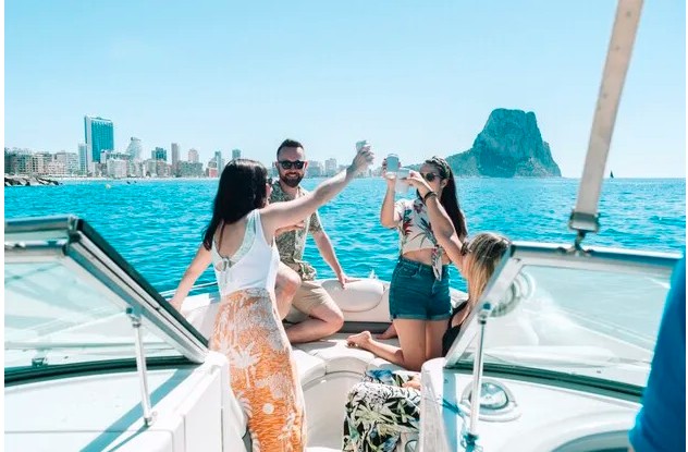 Boat Rentals Miami: The Best Options to Rent a Yacht in Miami
