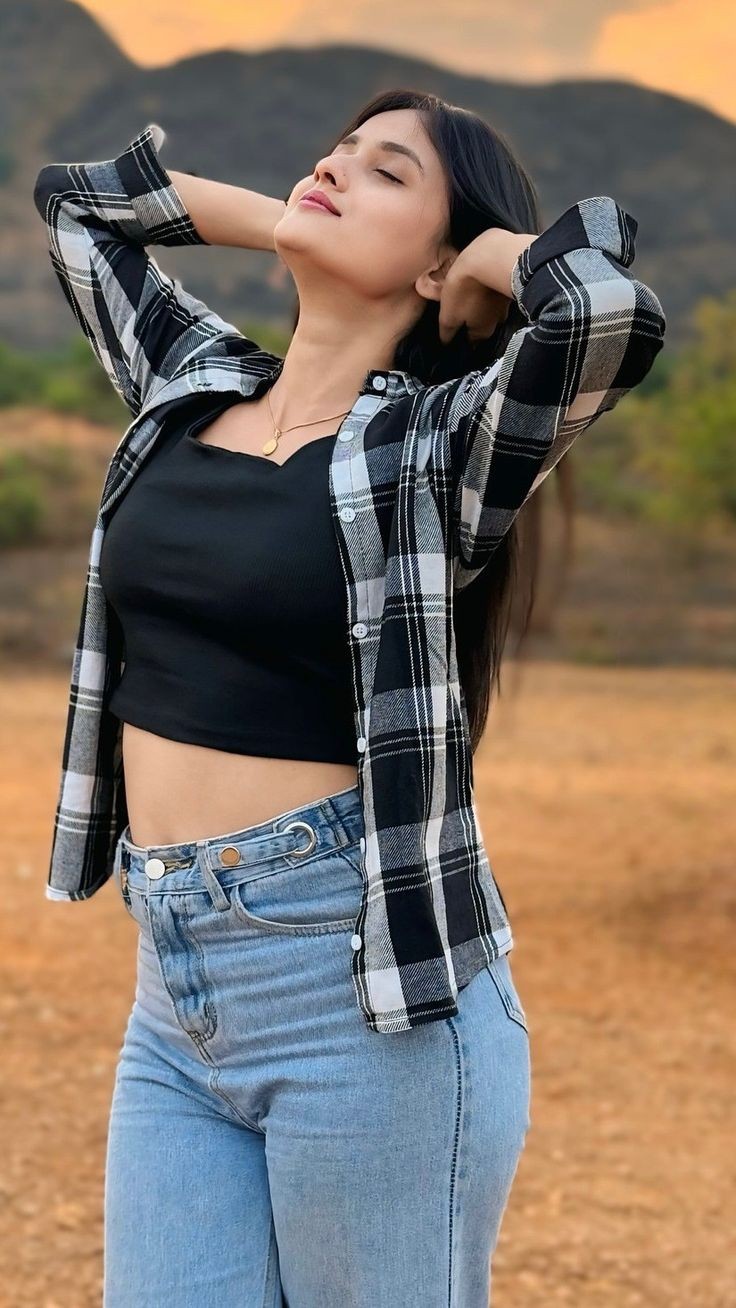 Low Price ↪9643097474 ☜ Call Girls In Nirman Vihar (Delhi)