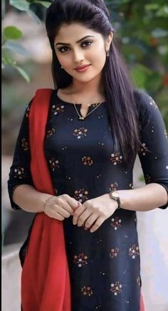 Independent Call Girls {Noida} Sector 107,? 9818099198 – VIP FEMALE ESCORTS Service Available In Delhi Ncr 24/7 Hours